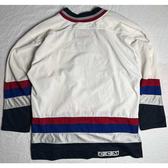 Vintage Vancouver Canucks Circa 1997-2003 CCM NHL Size Large Air-Knit - Picture 2 of 12